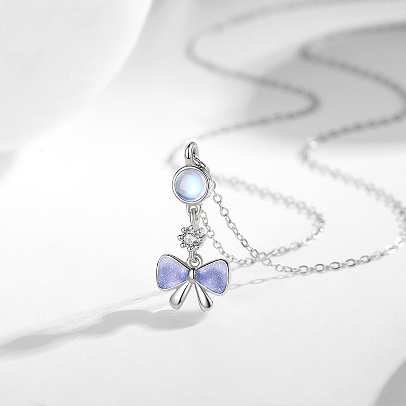 8:D0398 Lightweight Dancing Necklace