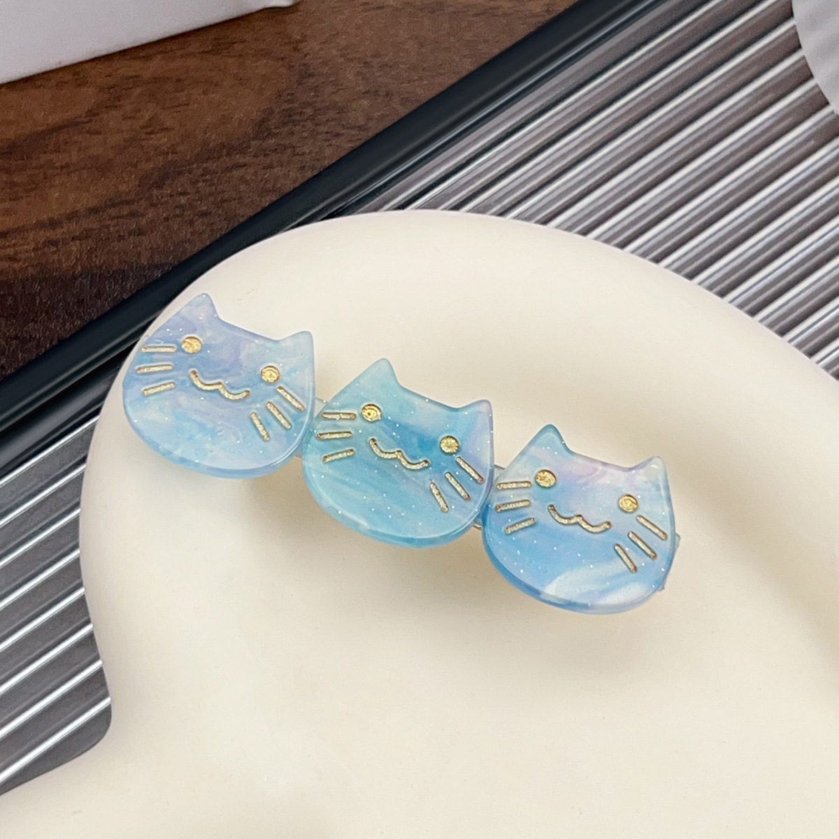 Blue and white 6.5CM