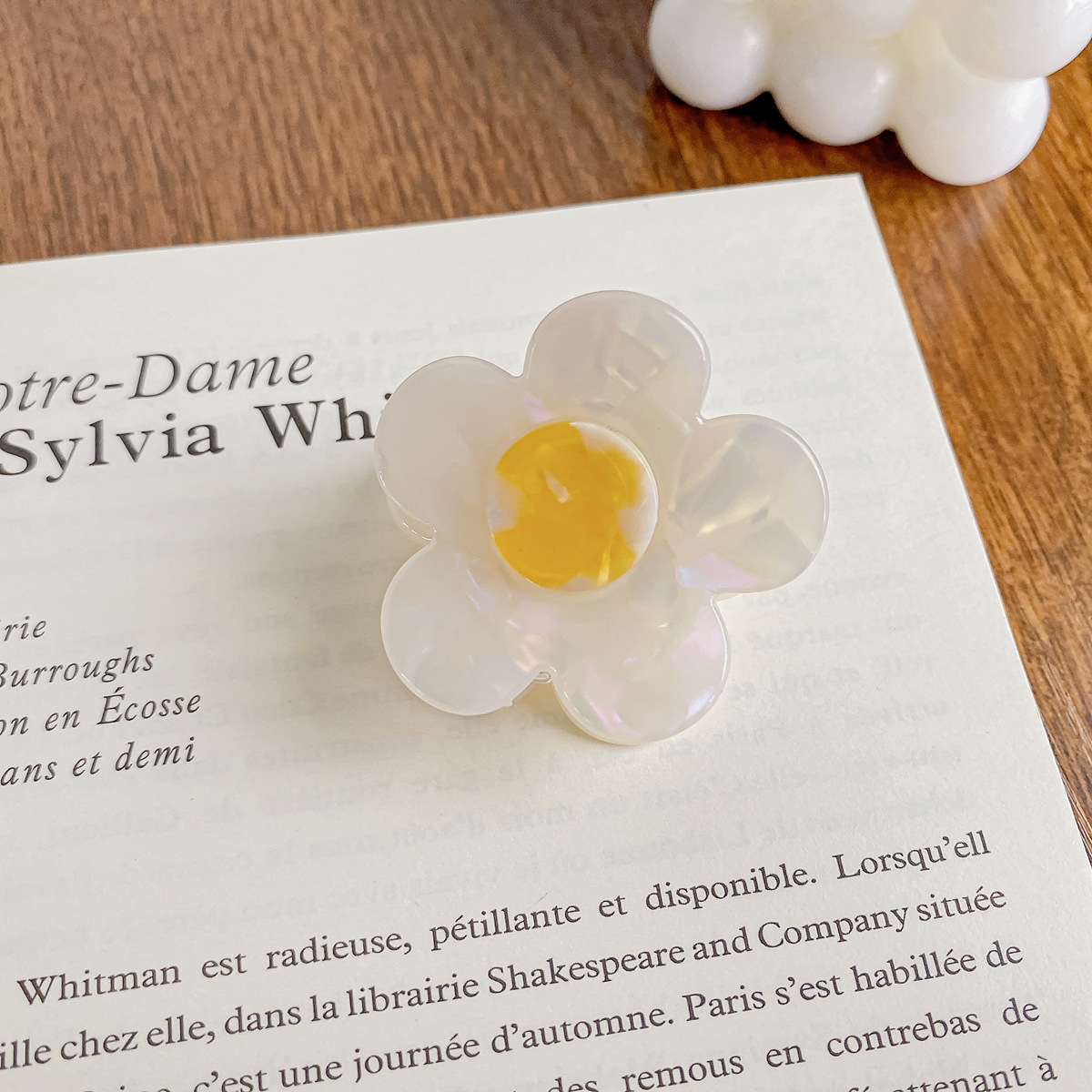 Mermaid White Flower 4.5cm