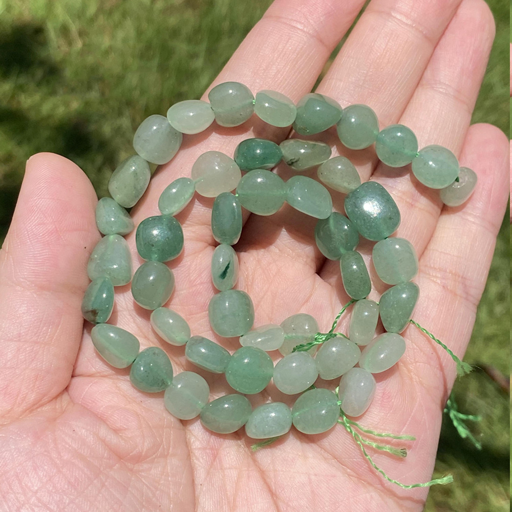49:8-10mm shaped green aventurine