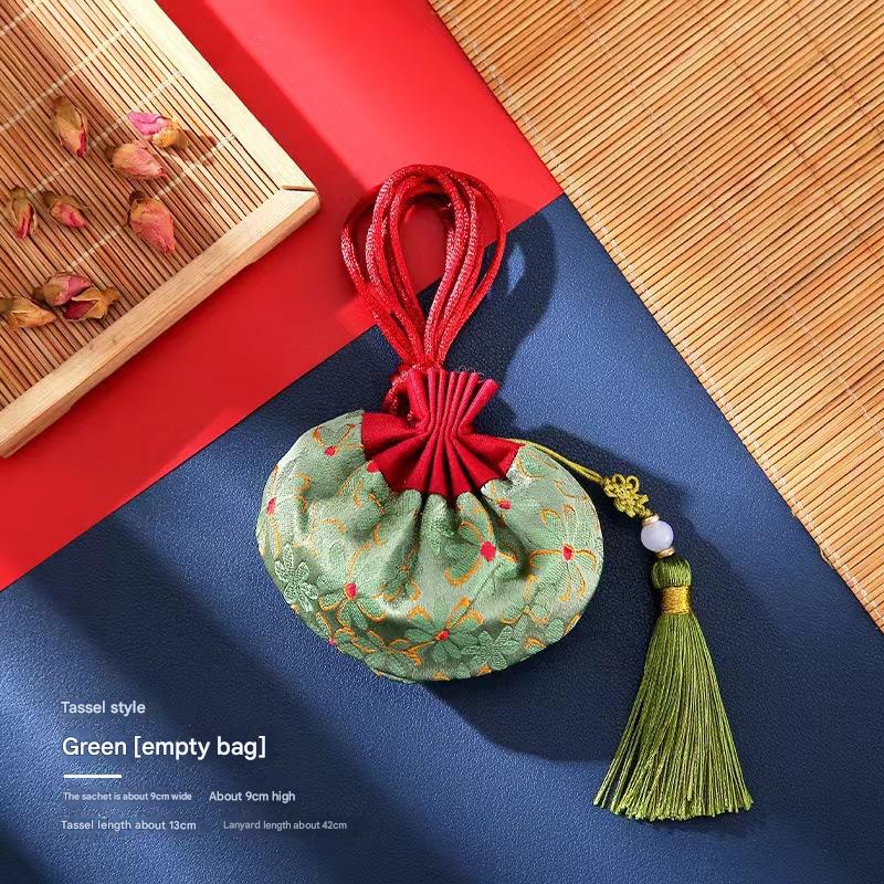 13:Green [Tassel Style]]