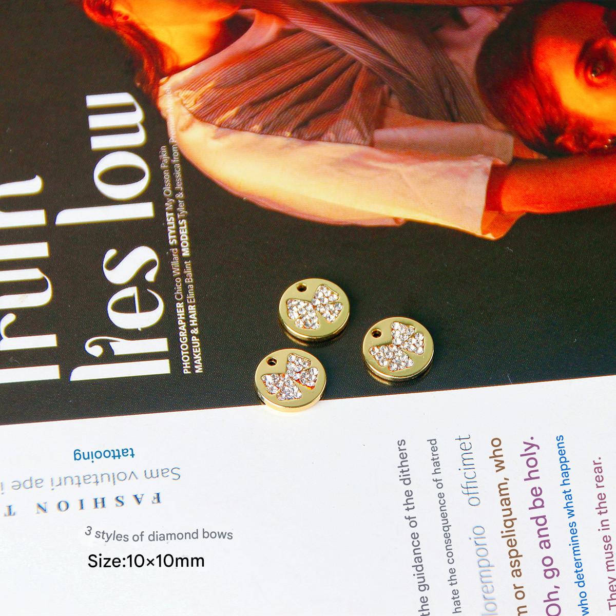 3:03 Bow with Diamond (1)