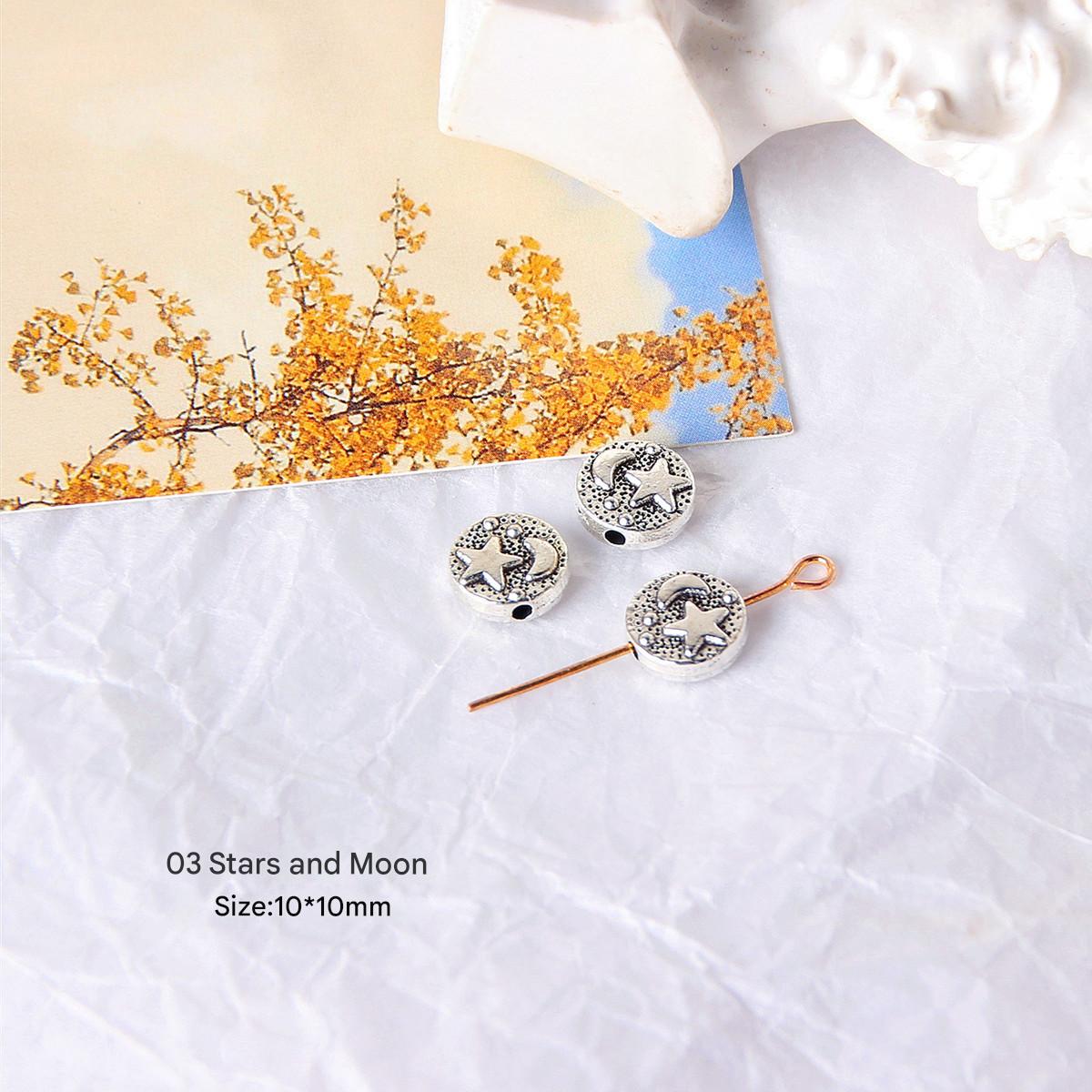 3:03 stars and moon (1)