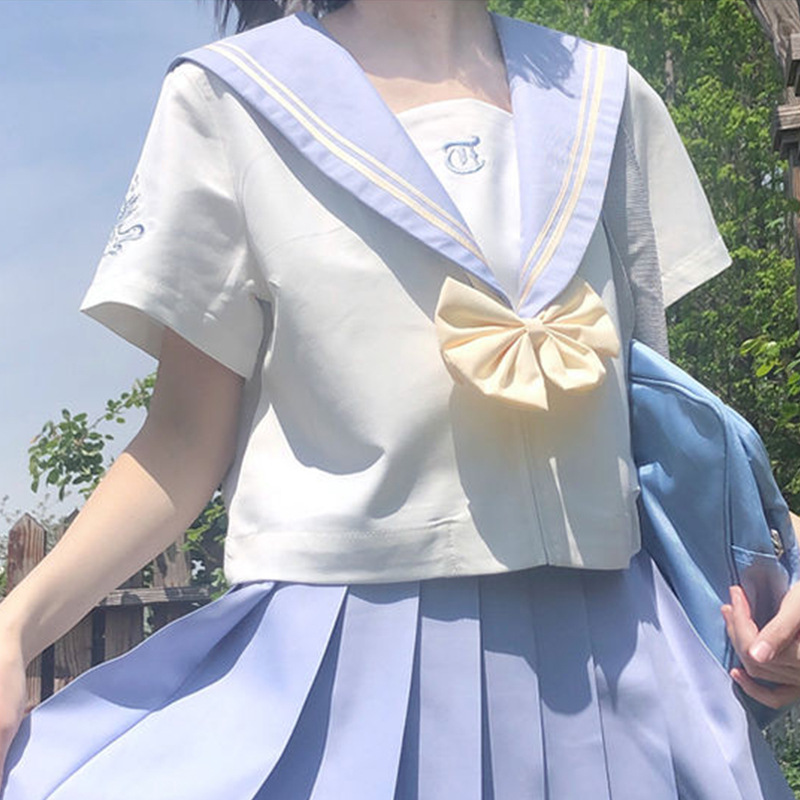 Short-sleeved Top (Bow tie)