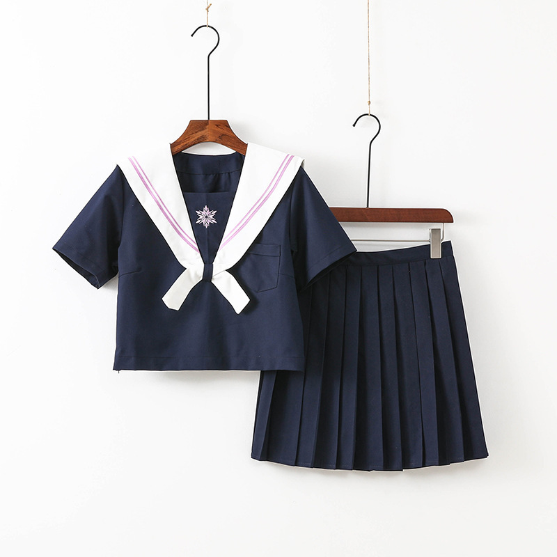 Short-sleeved shirt  45cm skirt (with bow tie)
