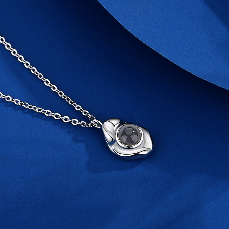 1:Broken shell projection necklace [white gold]]