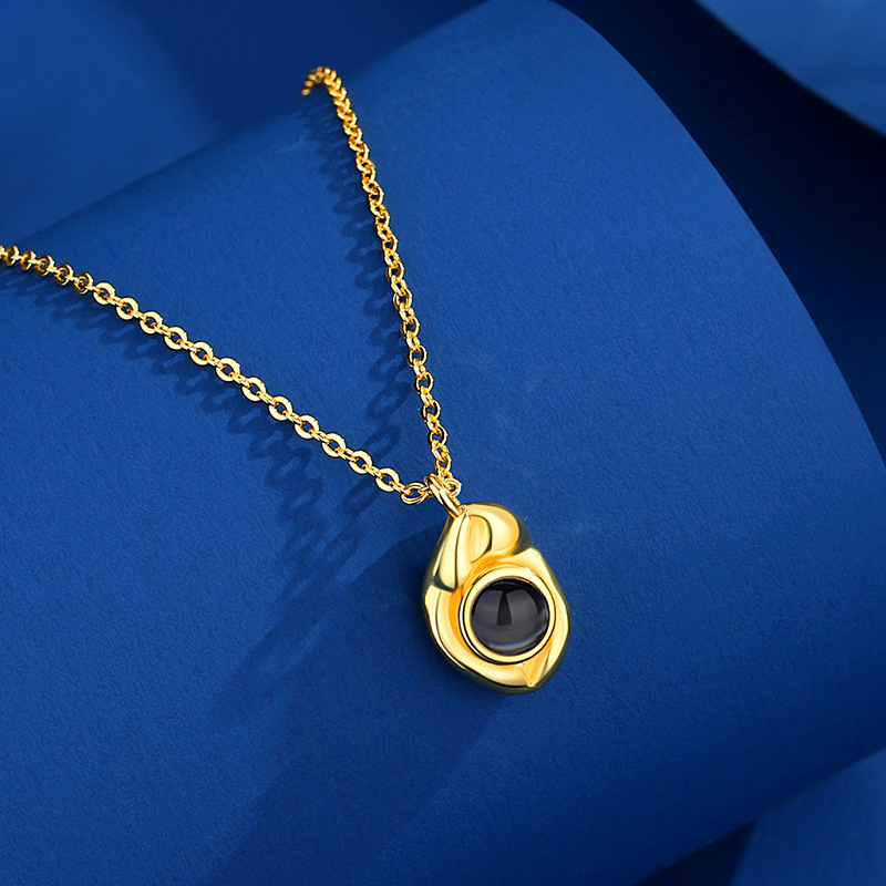 2:Broken shell projection necklace [yellow gold]]