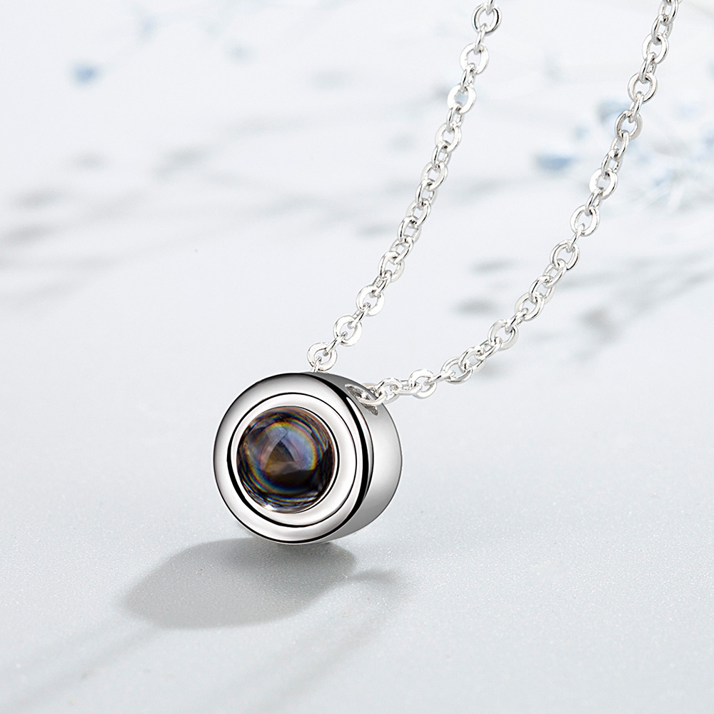 1:Round projection necklace [white gold]]