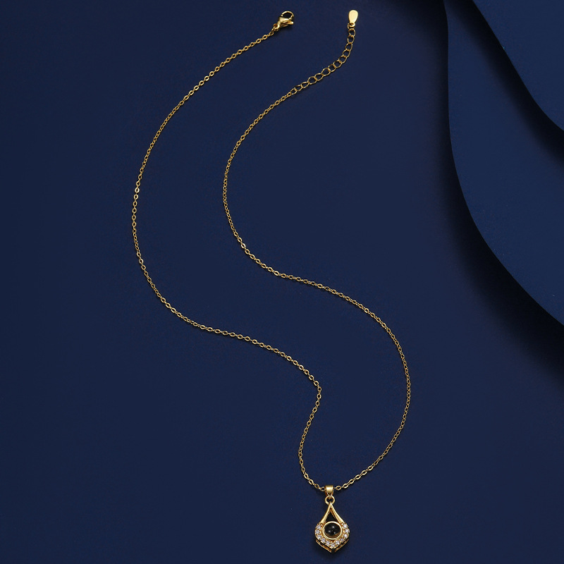 2:Projection necklace [yellow gold]]