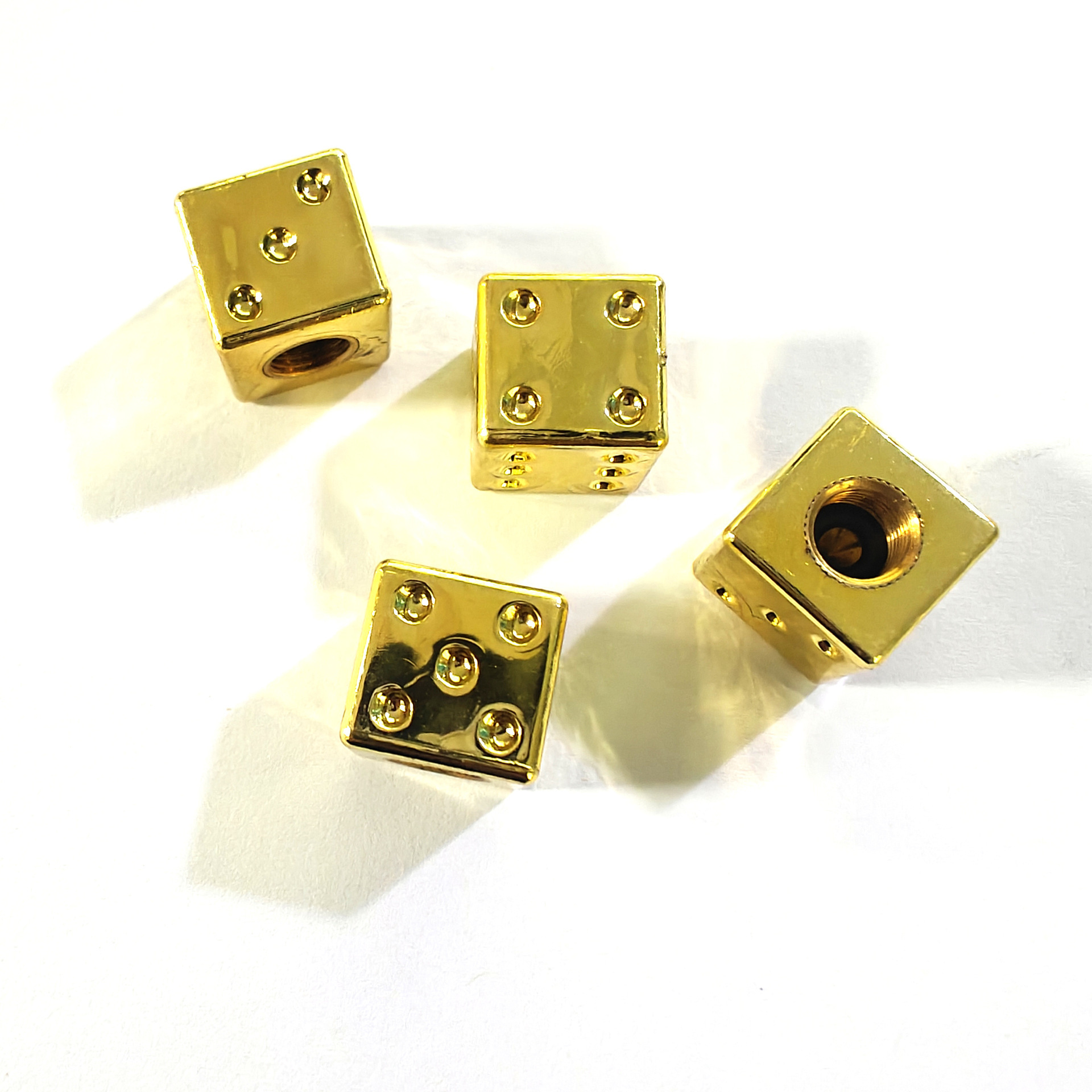 16mm square corner solid gold