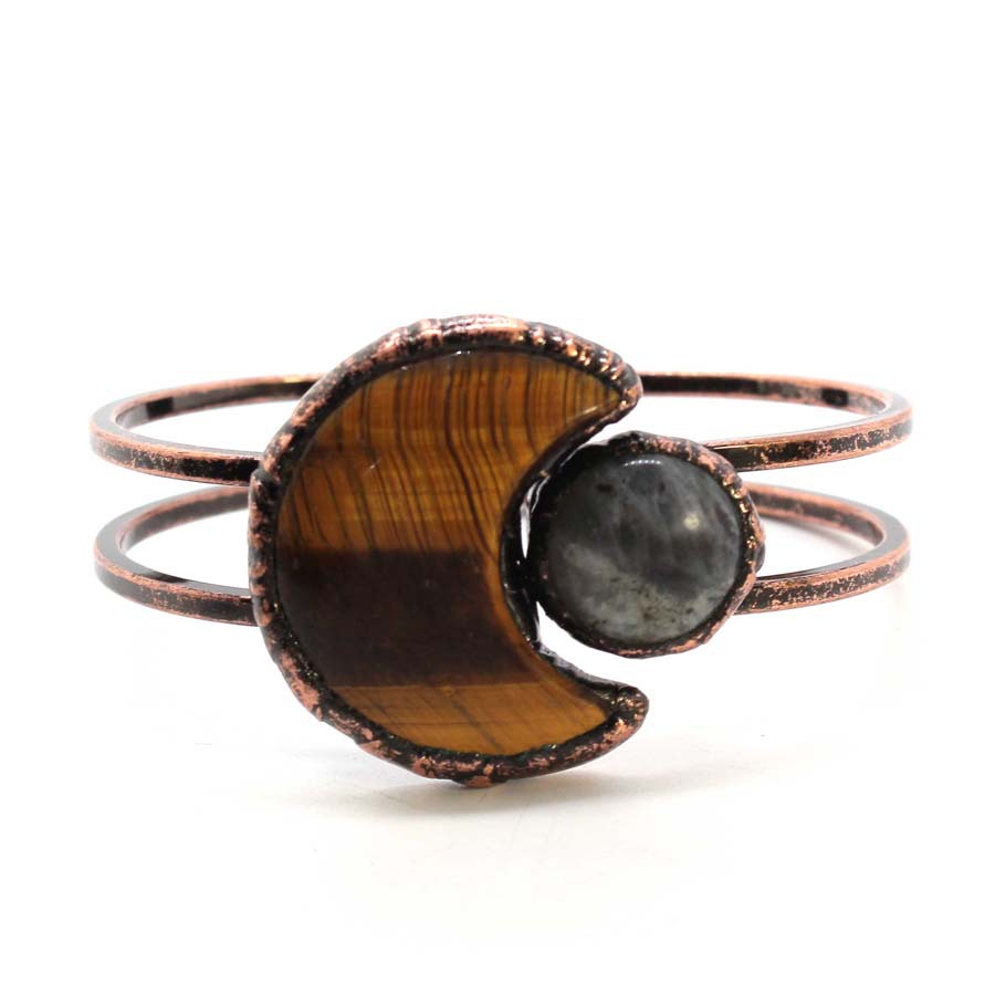 4:Tiger eye stone