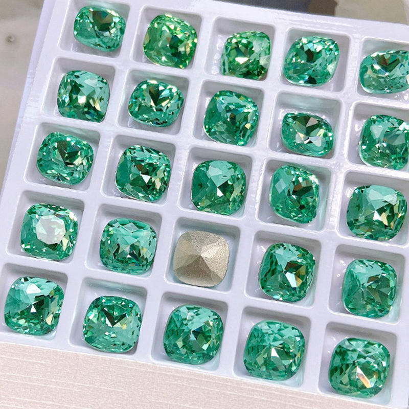 5:K9-063 [early summer green-light pink Blue]]