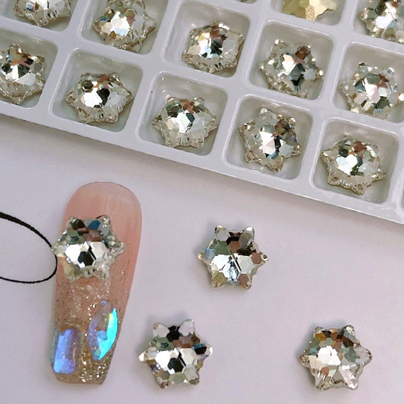 3:03 transparent White [snowflake 8MM]]