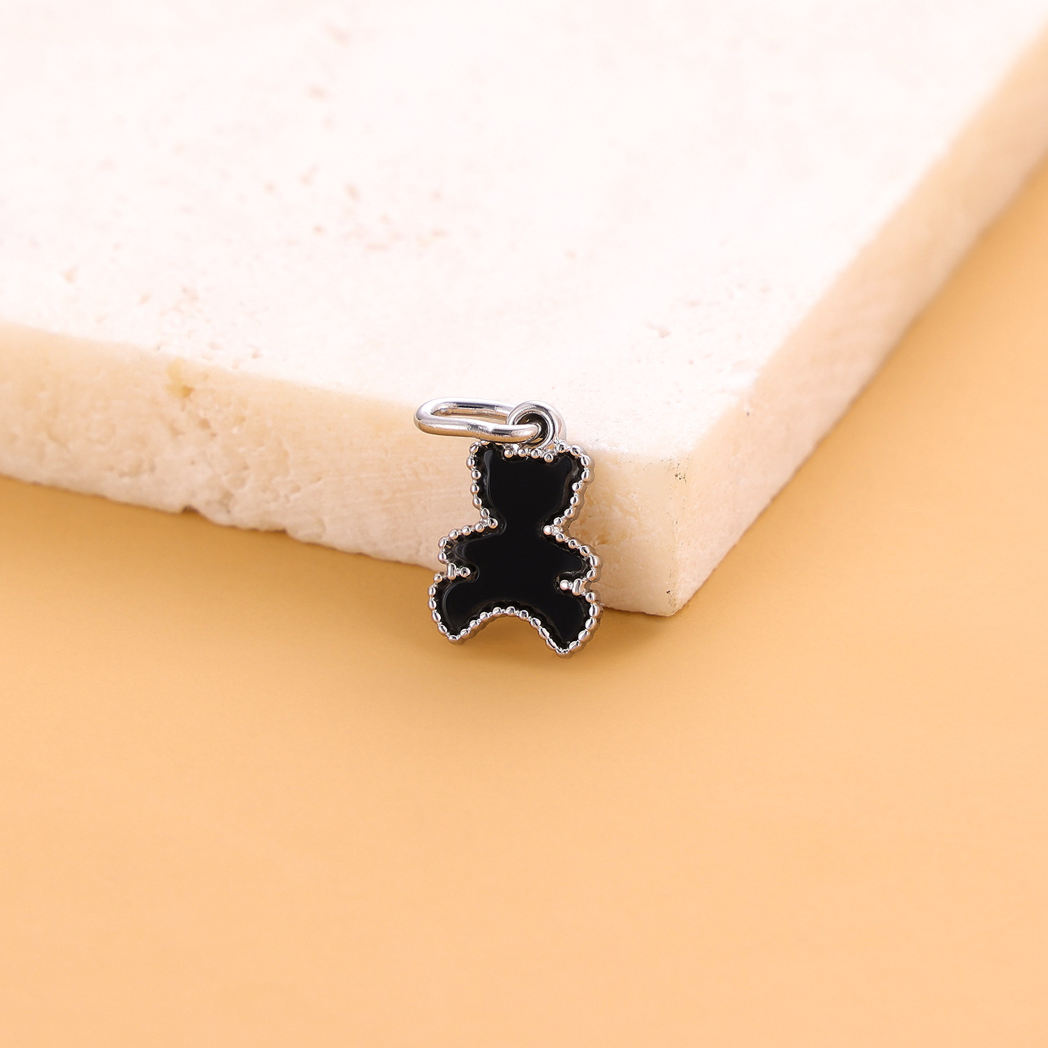 4:silver Black Bear-BP48081A1E0