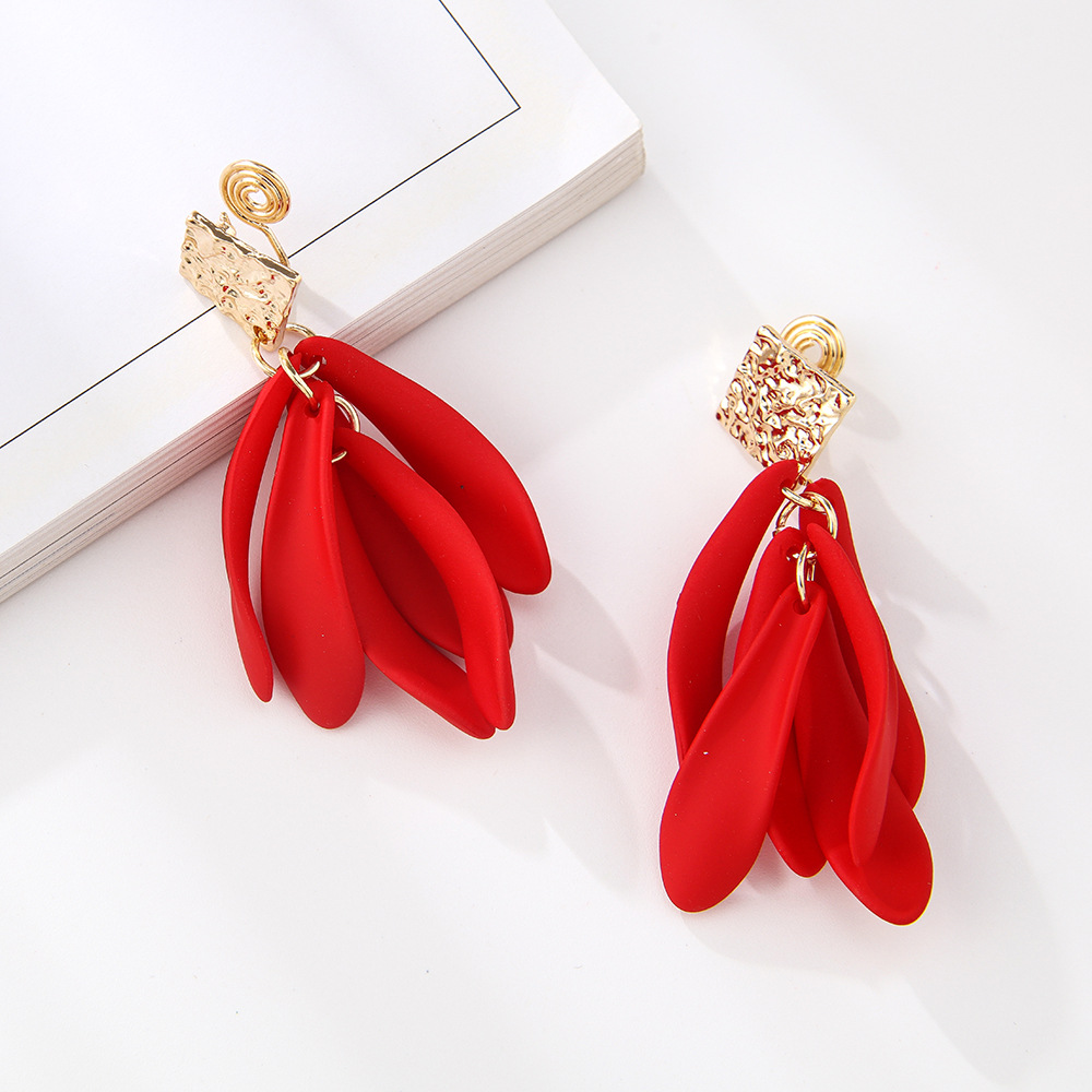 26:12 mosquito coil ear clip