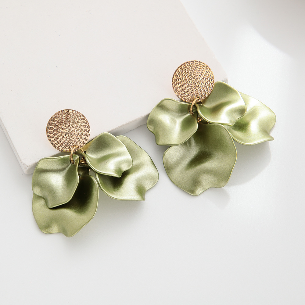 2:Pearlescent light green