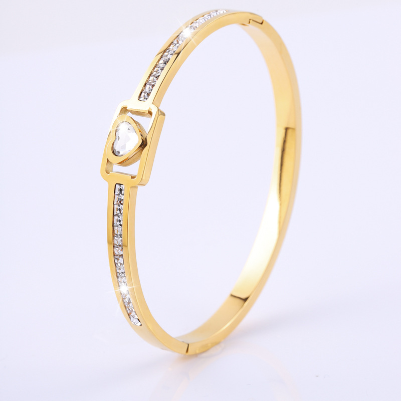 Golden white diamond love