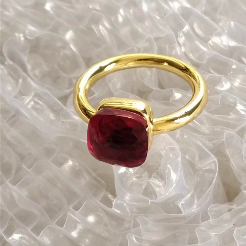 Gold: January-Red US5