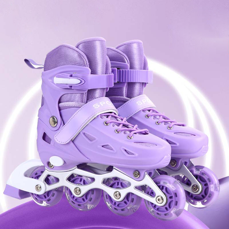 Standard style without sparkle - a pair of lilac purple shoes