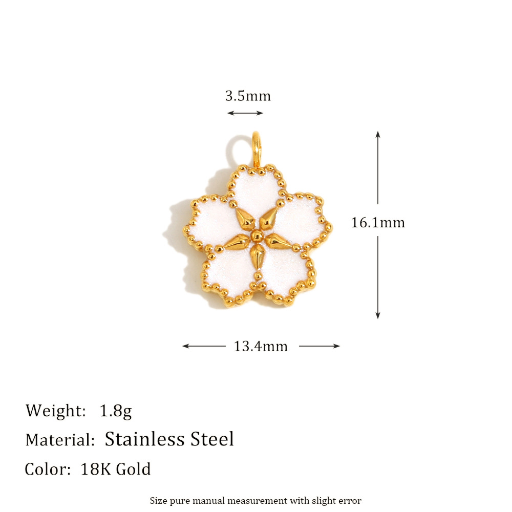 Sandblasted flower pendant - gold