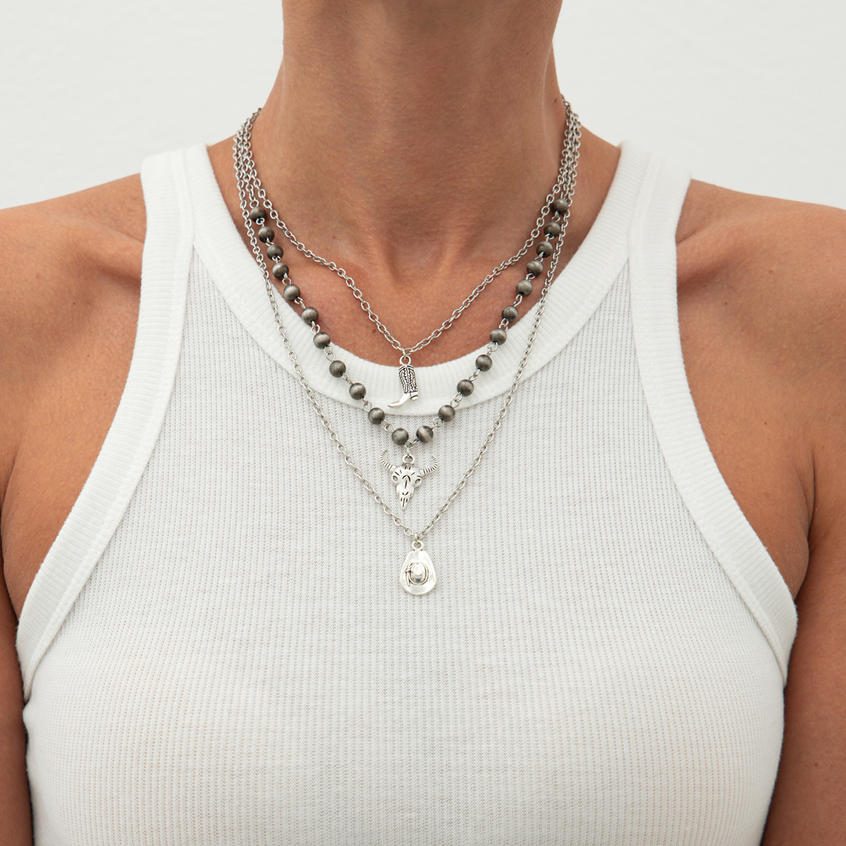 3:03 necklace white k 6180