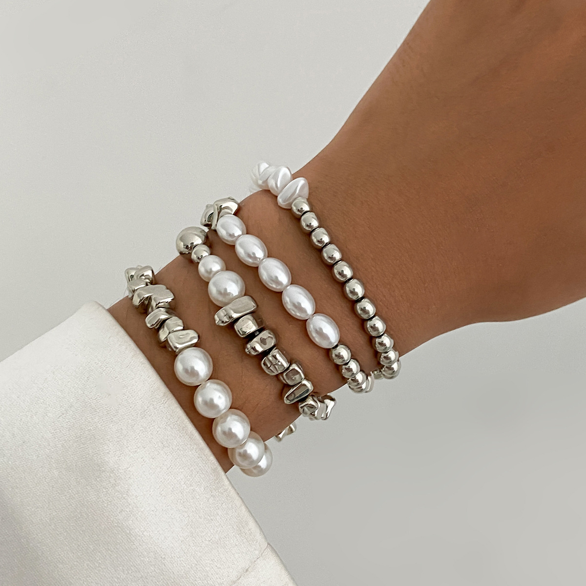 3:03 bracelet white k 6304