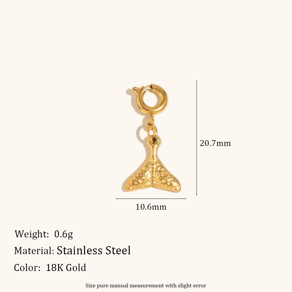 Fish tail pendant-gold