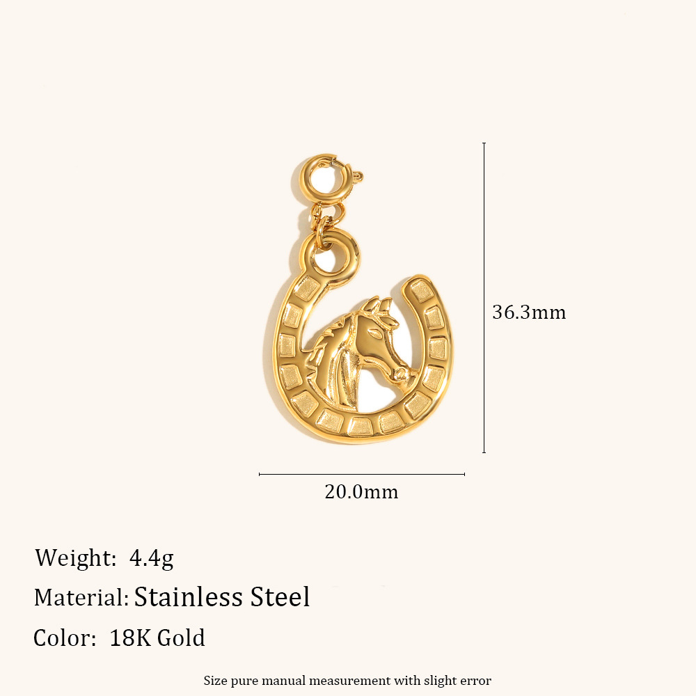 Horse head pendant-gold