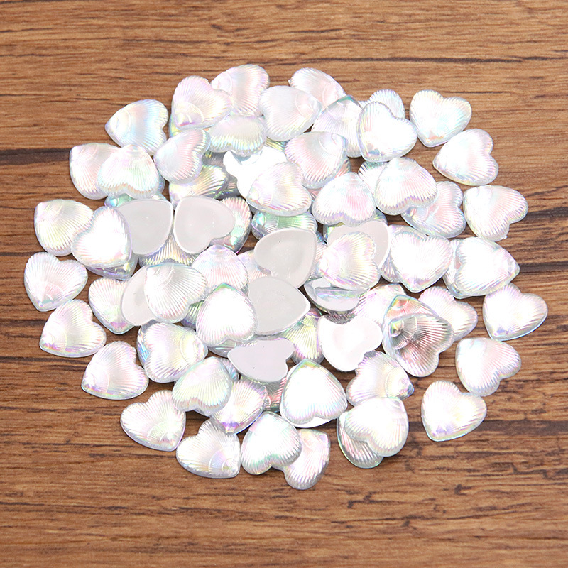 13:White heart 10mm 0.1g