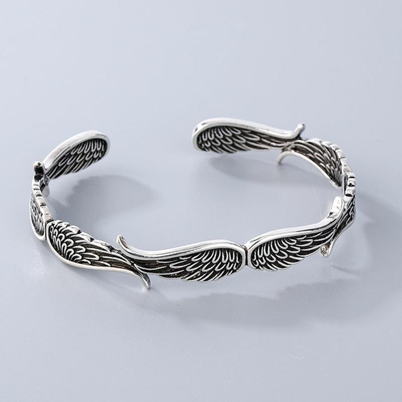 2:Angel wings bracelet