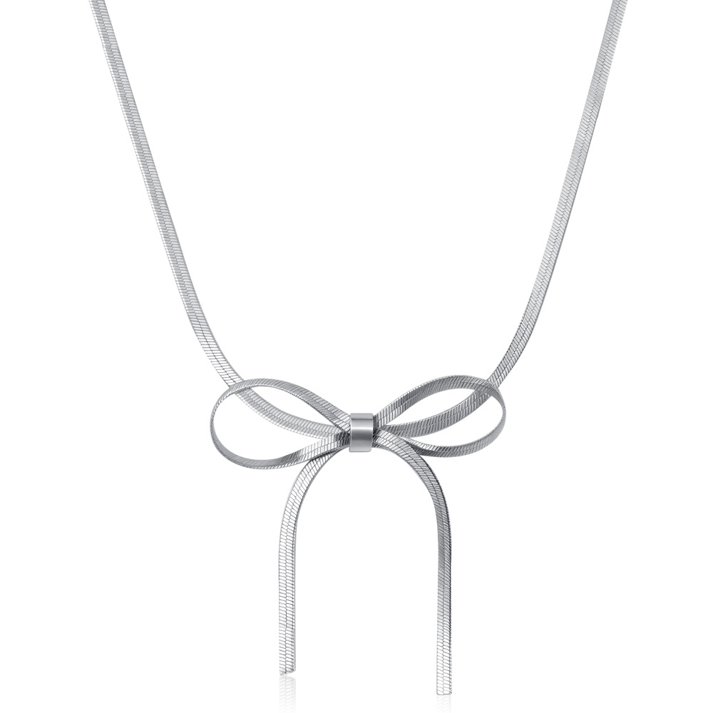 3:钢色项链C-7蝴蝶结