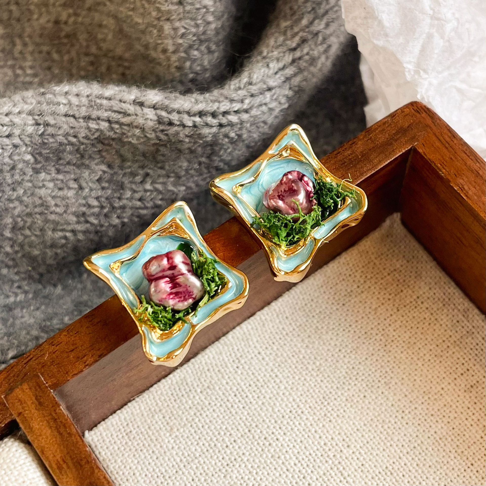 4:[s925 silver needle + freshwater pearl]: nl09047e