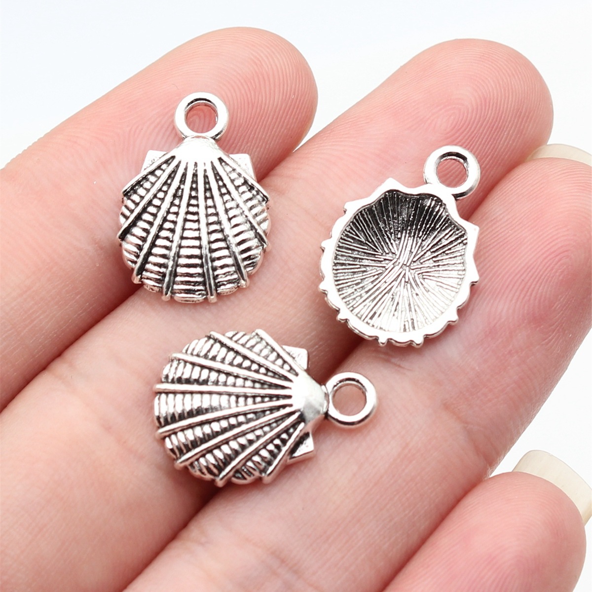 antique silver color