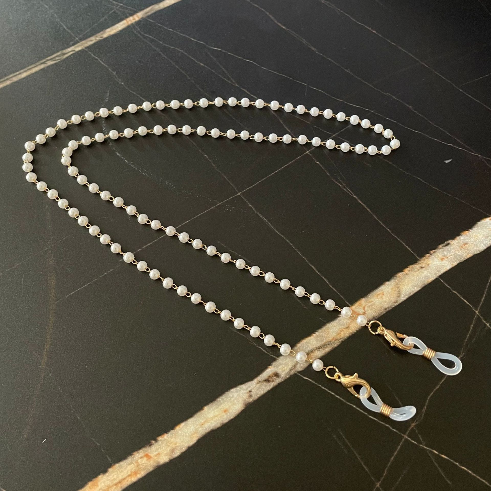 1:White Pearl Gold Chain