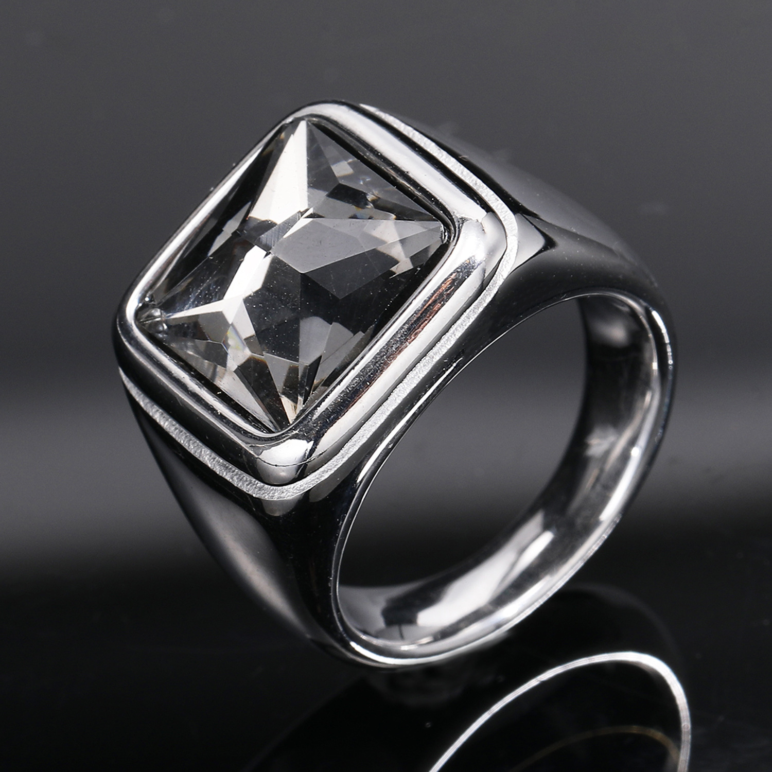 Steel ore black gem US Size #6