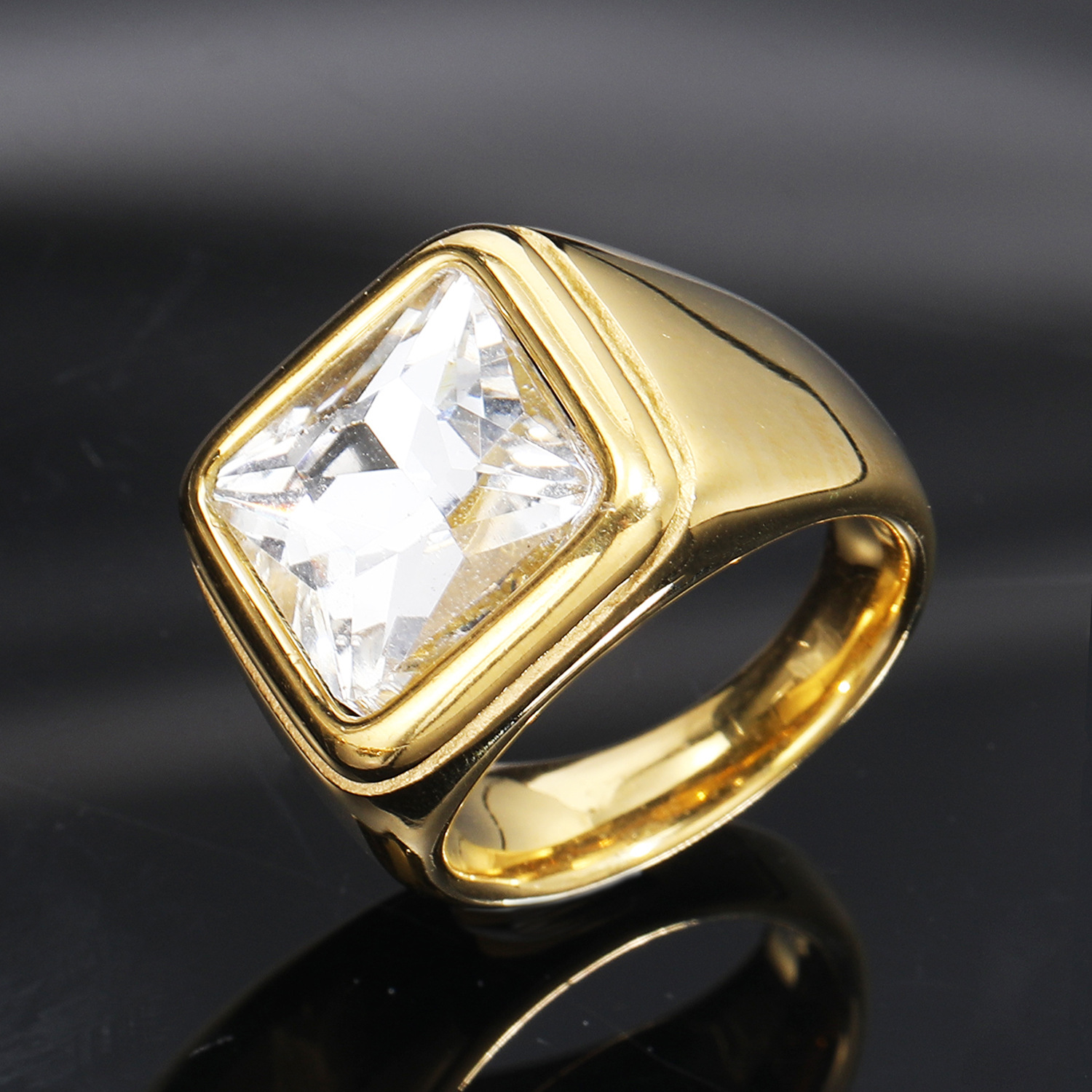 Gold white gem US Size #6