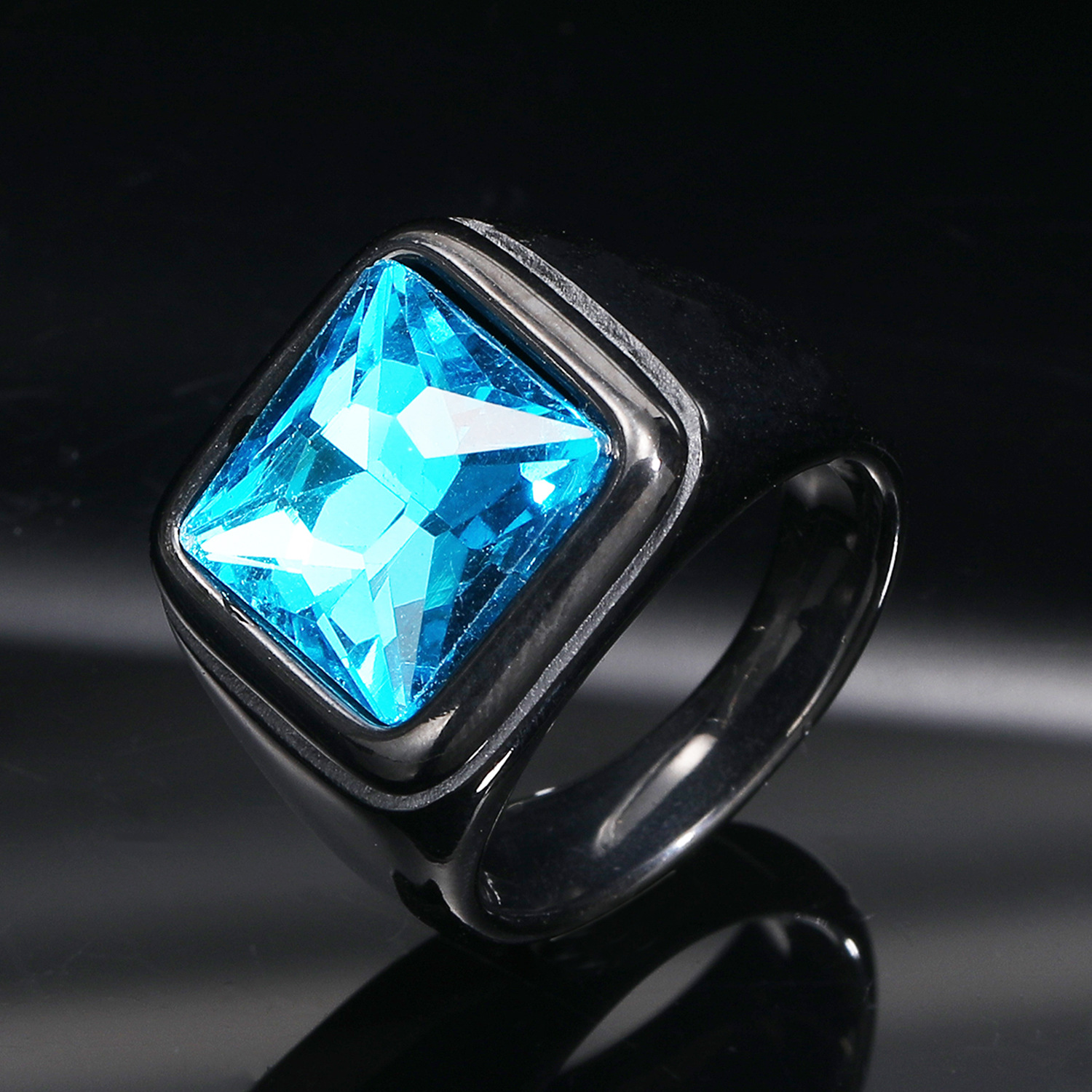 25:Black Lake Sapphire