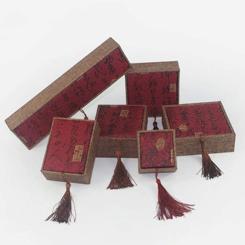 Red face tassel ring box 65x60x40mm