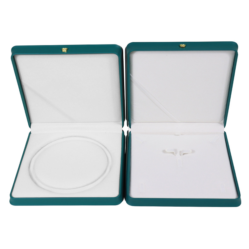 Peacock Blue pearl necklace box