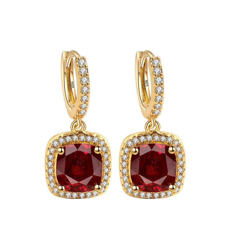 19:Red corundum [July] 18K gold