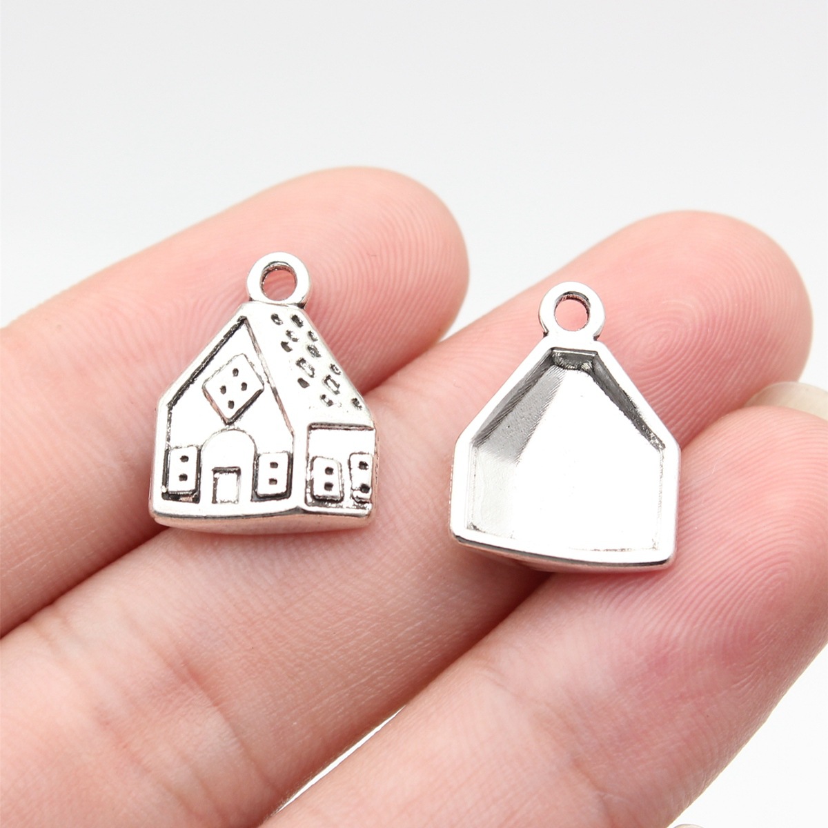 antique silver color