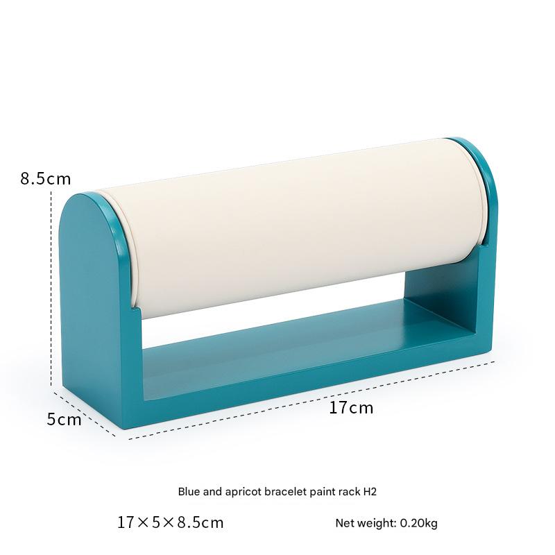 4:Blue background beige white surface large bracelet rack [paint base]]