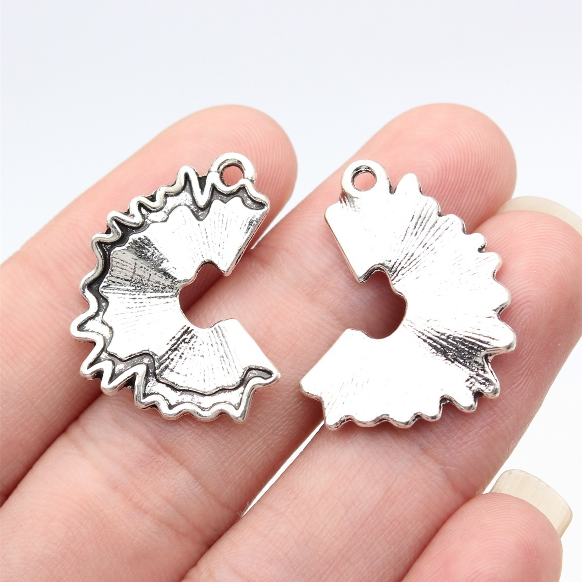 antique silver color