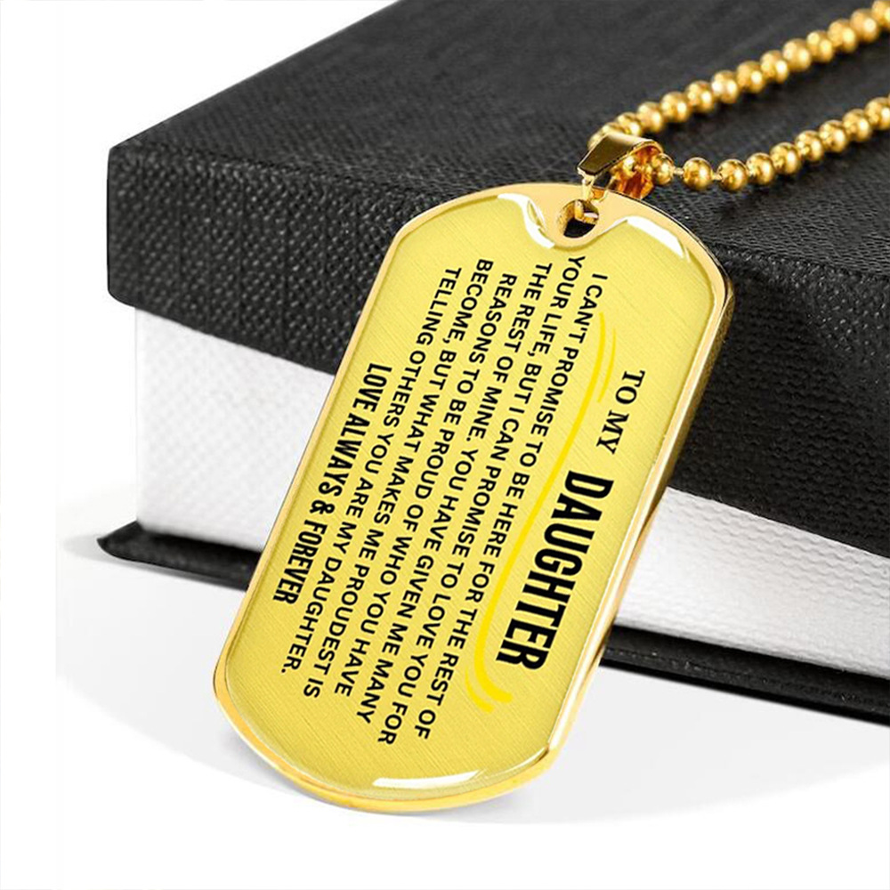 7:Gold necklace daugther