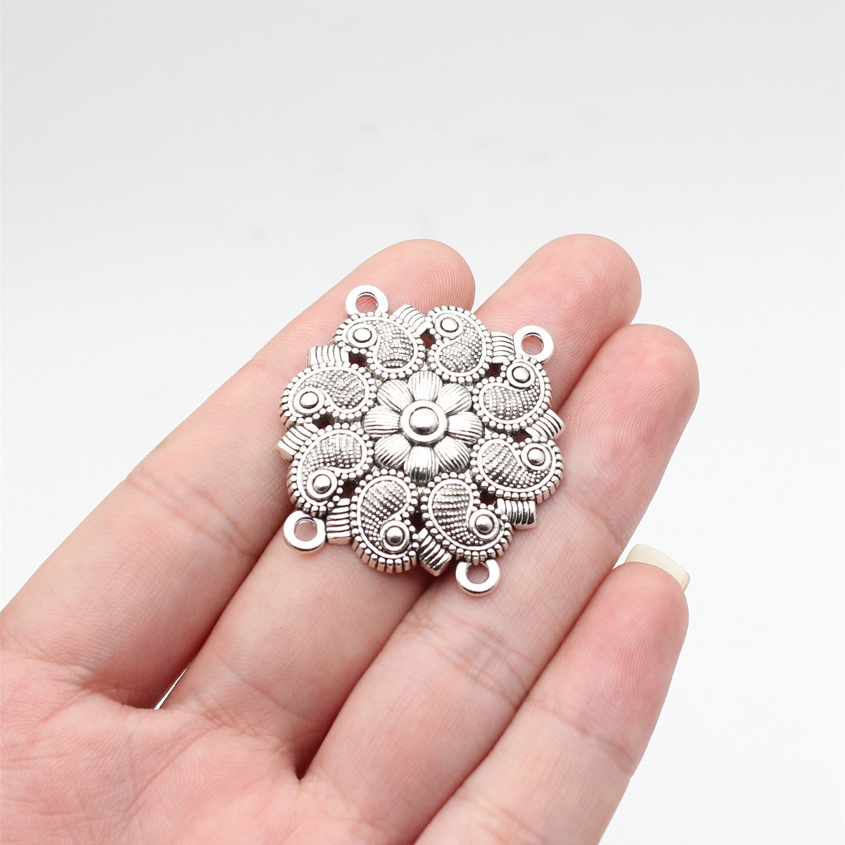 antique silver color