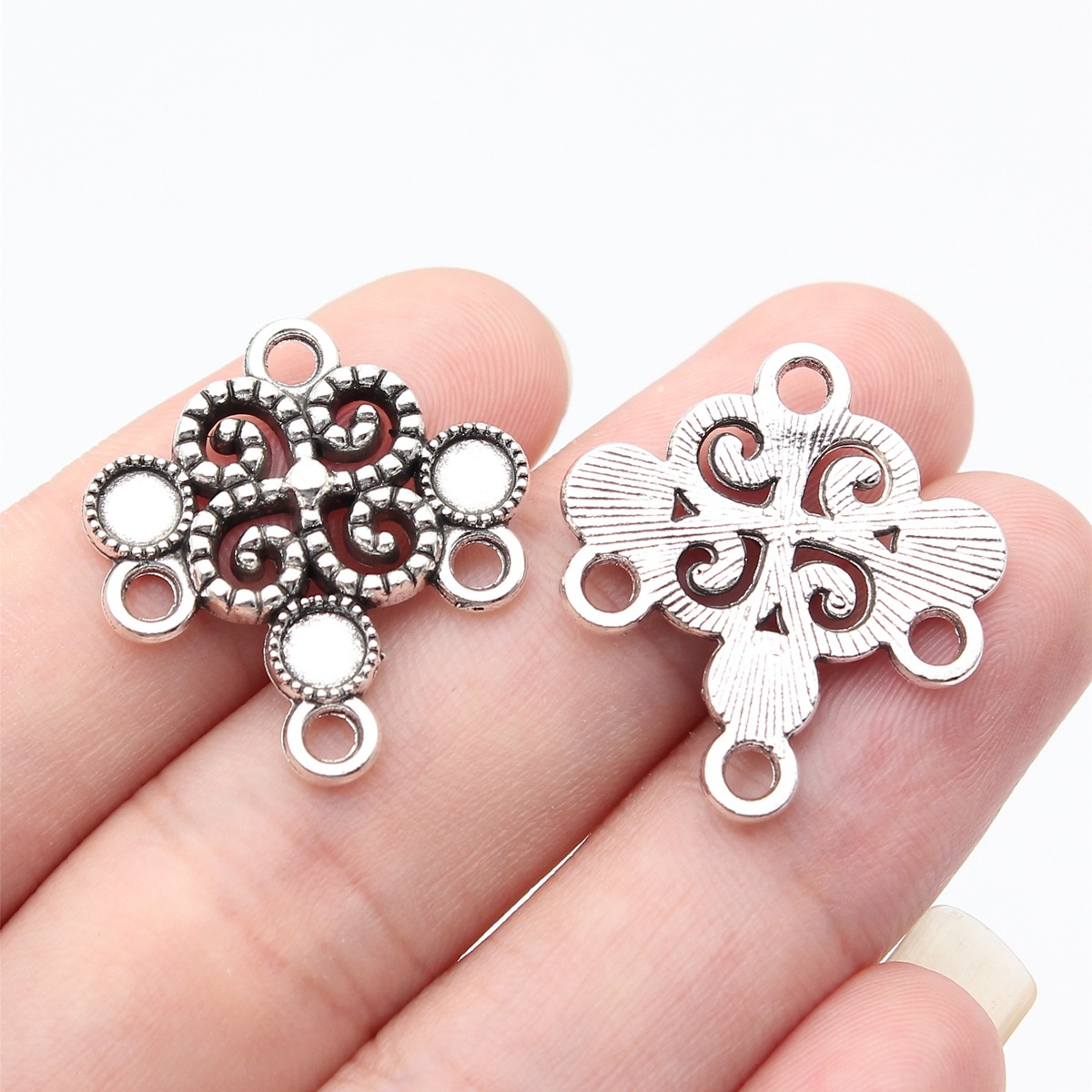 1:antique color argento