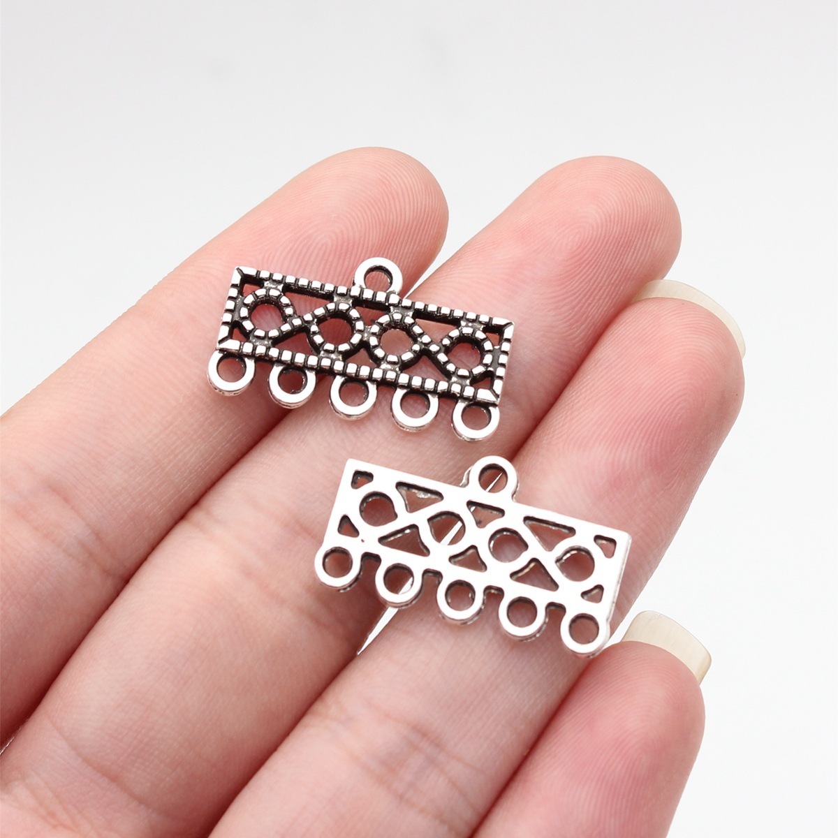 1:antique color argento