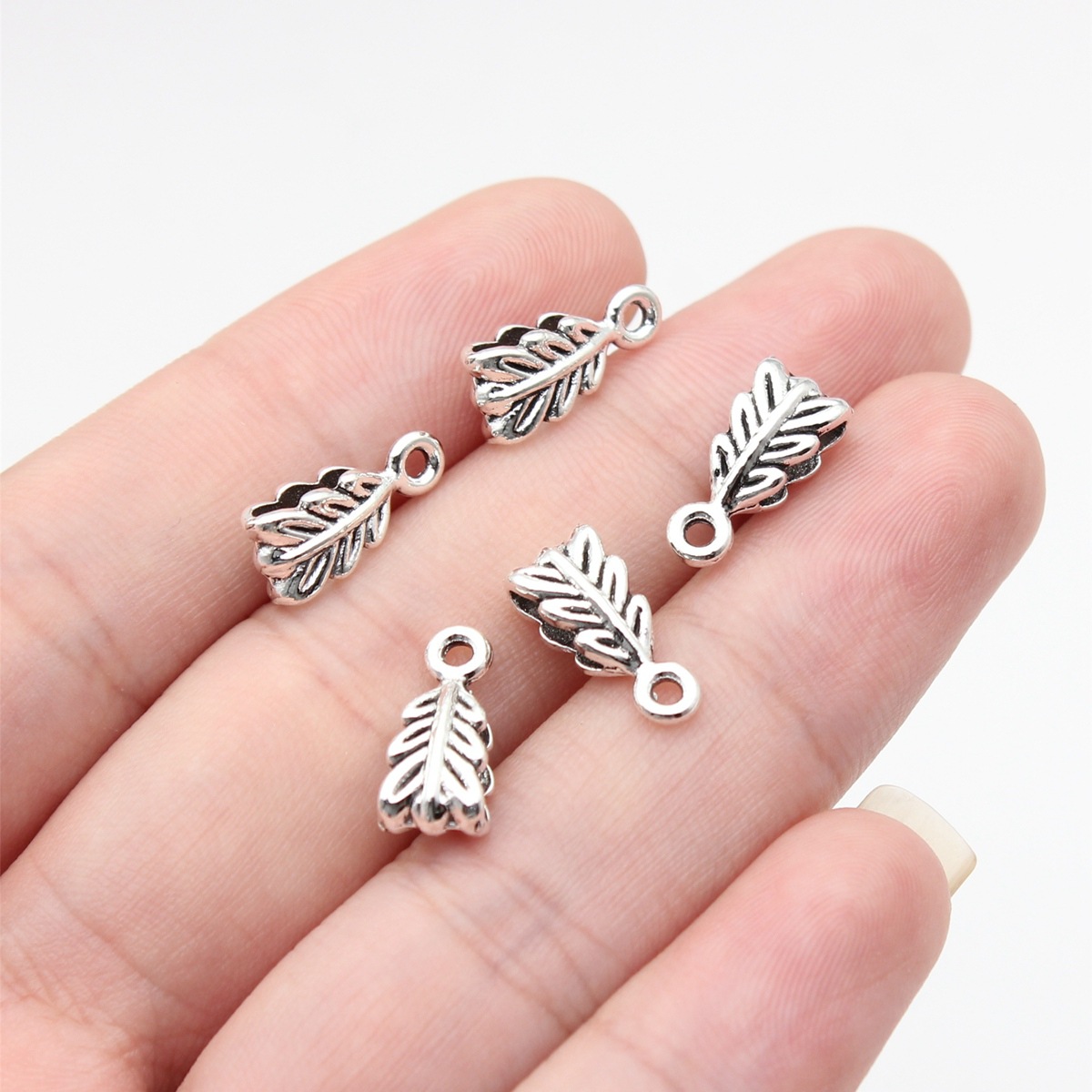 1:antique color argento