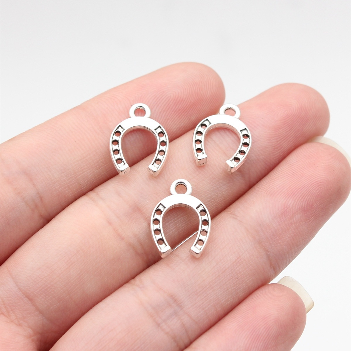 2:antique color argento