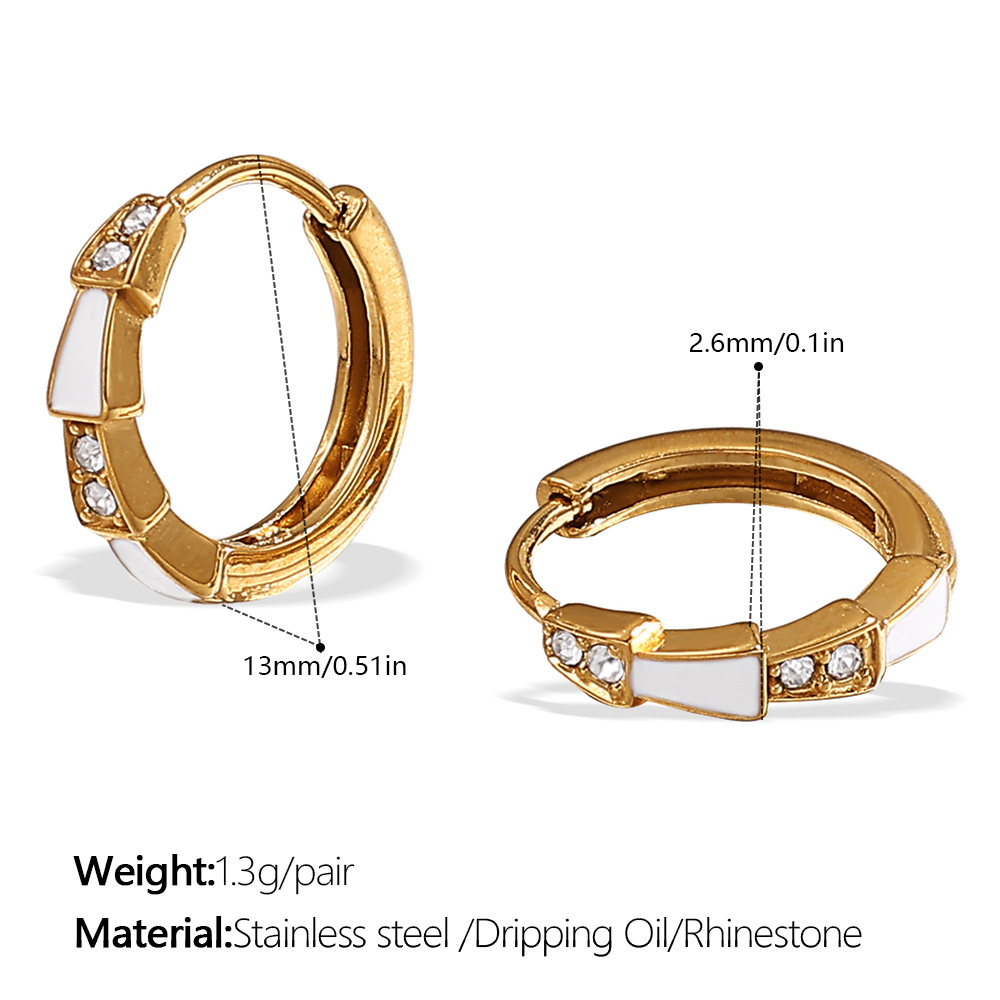 12:Eh1131weg white oil gold earrings